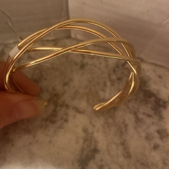 Francesca's Collections Jewelry Nwt Gold Tone Cuff Bracelet By